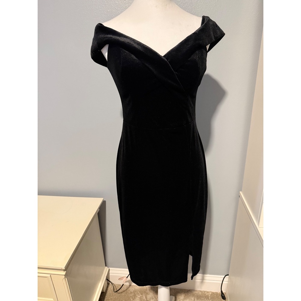 Premier Amour Black Velvet Off Shoulder Midi Sheath Dress Size 6 P1966588